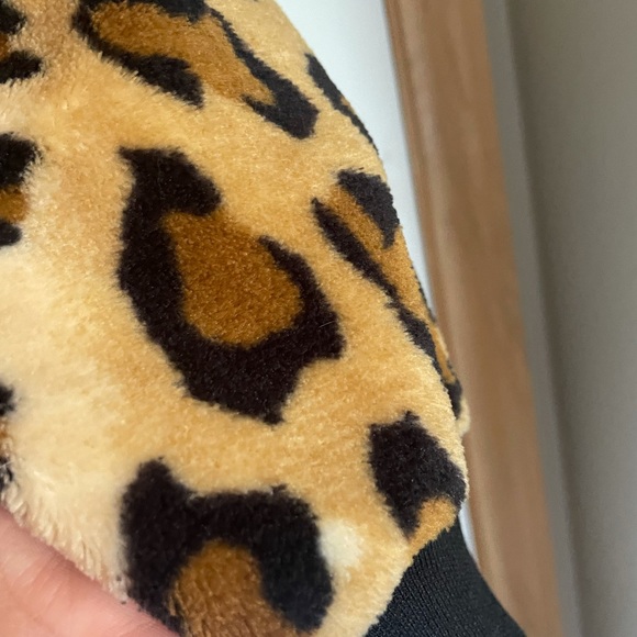 Adult Footed Pajamas - Picture 3 of 6